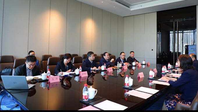 武威市委副書記、市長周偉一行與甘肅文旅集團交流座談