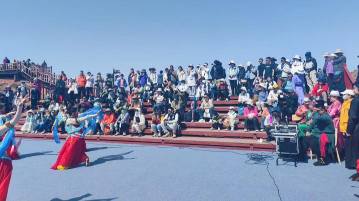 甘肅文旅集團(tuán)旗下景區(qū)“五一”假期首日喜迎開(kāi)門紅